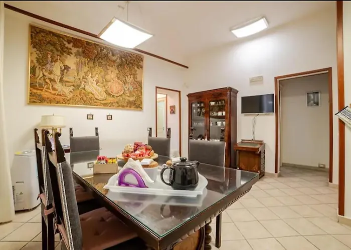 Luci Di S. Chiara Neapel