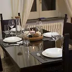 Luci Di S. Chiara * נאפולי